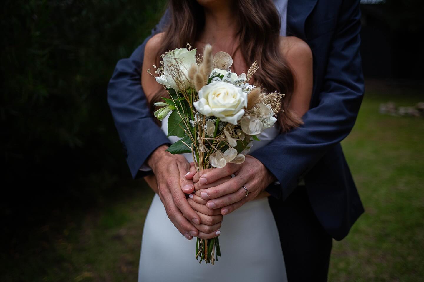 Fiestón de boda de Luji y Maxi. Fotógrafo documental Esteban Lago.