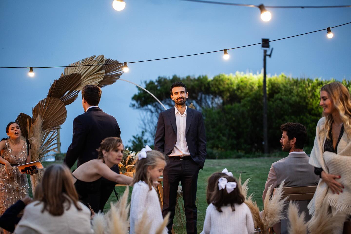 Fiestón de boda de Luji y Maxi. Fotógrafo documental Esteban Lago.