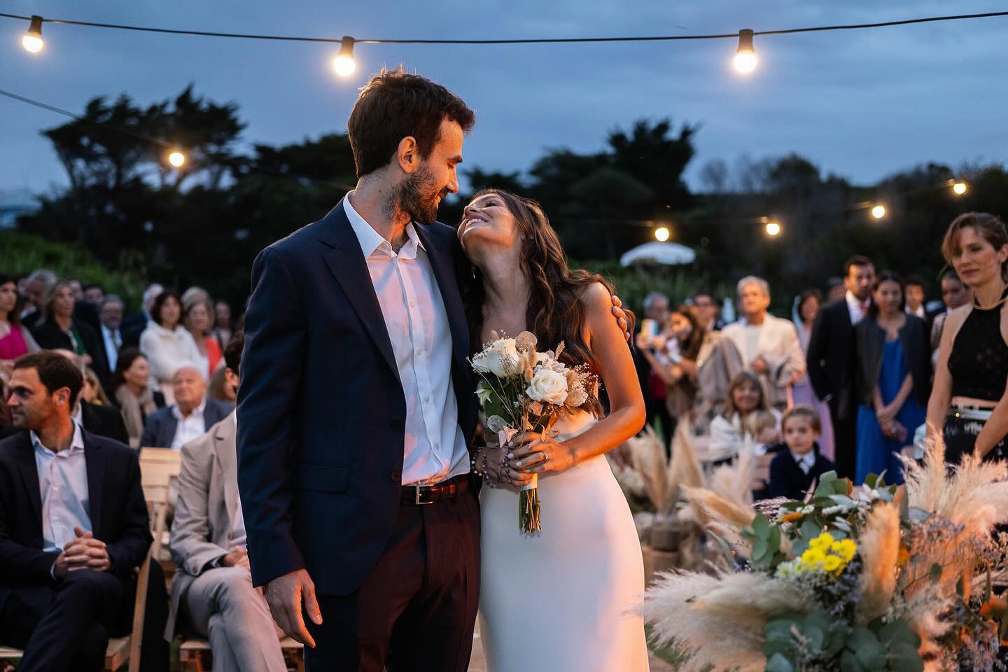 Fiestón de boda de Luji y Maxi. Fotógrafo documental Esteban Lago.