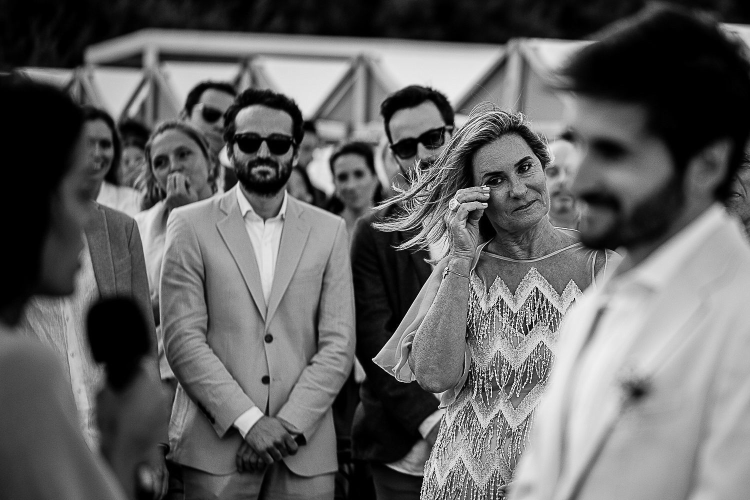 madre emocionada, fotografia documental de bodas por Esteban Lago